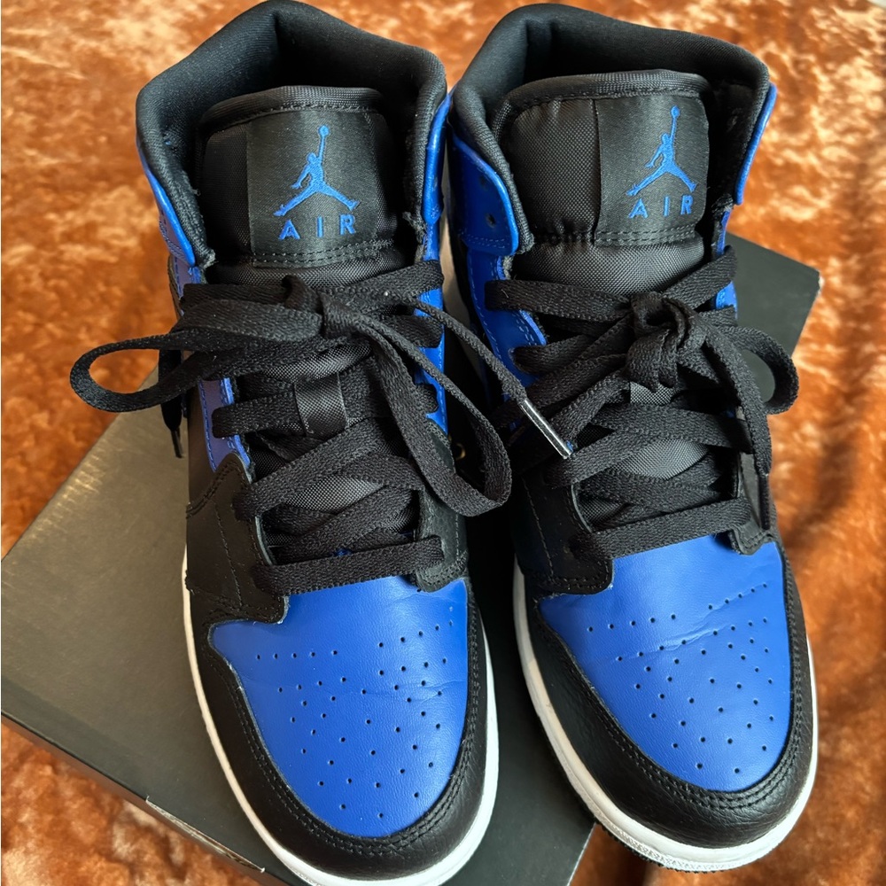 Air Jordan 1 mid
